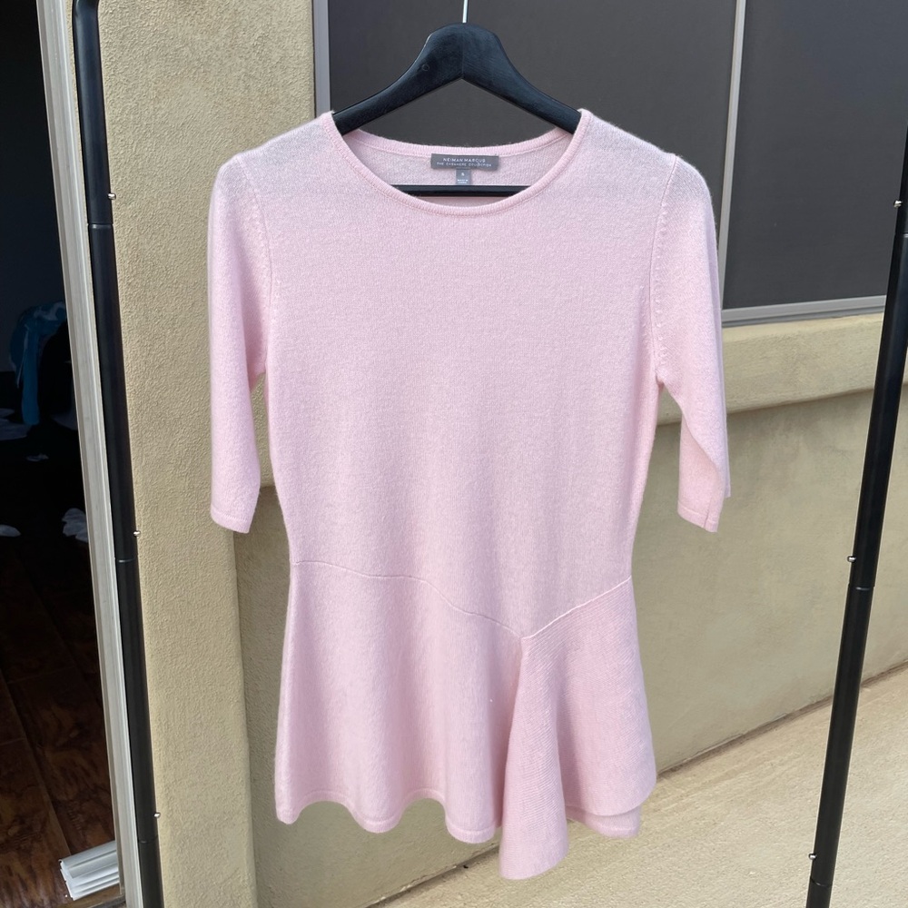 Neiman Marcus Cashmere Light Pink Peplum Top